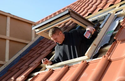 Pose de fenêtres de toit Velux à Rimbachzell